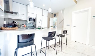 Odsprzedaż - Villa - Orihuela Costa - Costa Blanca