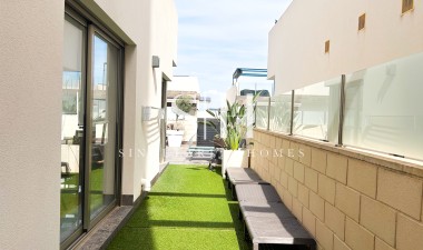 Odsprzedaż - Villa - Orihuela Costa - Costa Blanca