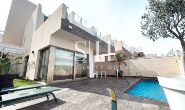 Odsprzedaż - Villa - Orihuela Costa - Costa Blanca