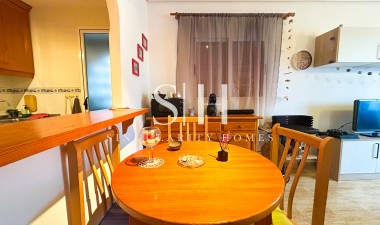 Resale - Apartment / flat - Mil Palmeras - Costa Blanca