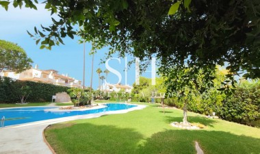 Resale - Apartment / flat - Mil Palmeras - Costa Blanca
