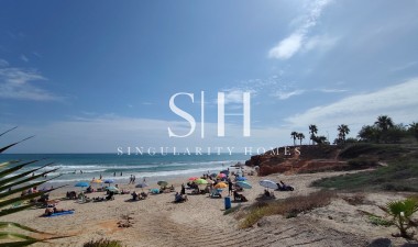 Resale - Apartment / flat - Mil Palmeras - Costa Blanca