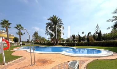 Återförsäljning - Apartament - Orihuela Costa - Villamartín