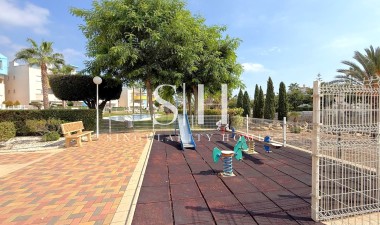 Återförsäljning - Apartament - Orihuela Costa - Villamartín