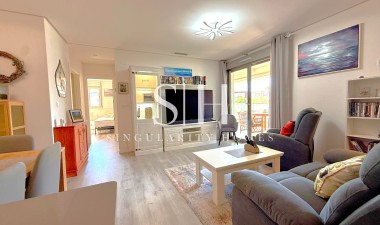 Resale - Apartament - Orihuela Costa - Los Dolses