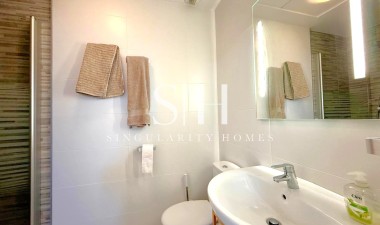 Resale - Apartament - Orihuela Costa - Los Dolses
