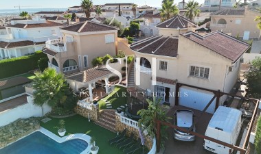 Resale - Villa - Ciudad Quesada