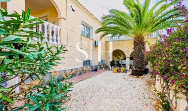 Wiederverkauf - Villa - San Miguel de Salinas - Ciudad de las comunicaciones