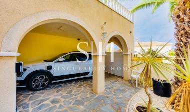 Wiederverkauf - Villa - San Miguel de Salinas - Ciudad de las comunicaciones