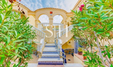 Wiederverkauf - Villa - San Miguel de Salinas - Ciudad de las comunicaciones