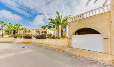 Wiederverkauf - Villa - San Miguel de Salinas - Ciudad de las comunicaciones