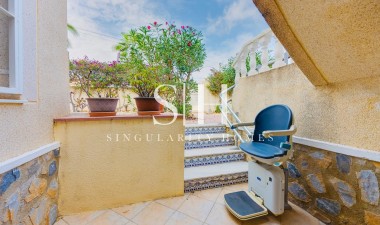 Wiederverkauf - Villa - San Miguel de Salinas - Ciudad de las comunicaciones