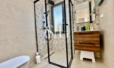 Resale - Villa - San Miguel de Salinas - Blue Lagoon - Galán