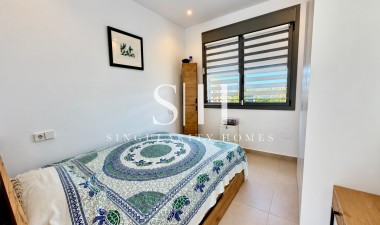 Resale - Villa - San Miguel de Salinas - Blue Lagoon - Galán
