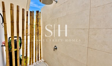 Resale - Villa - San Miguel de Salinas - Blue Lagoon - Galán