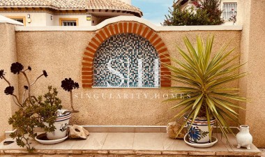 Herverkoop - Villa - Orihuela Costa - Costa Blanca