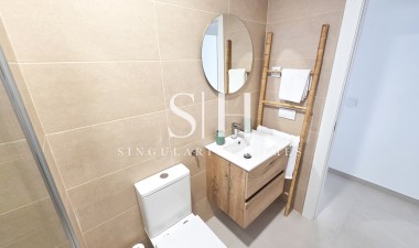 Resale - Apartment / flat - Pilar de la Horadada - Costa Blanca