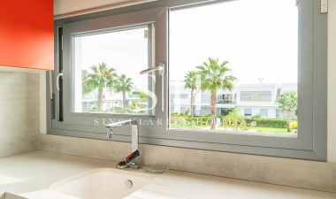 Resale - Bungalow - Vista Bella Golf Resort - Inland