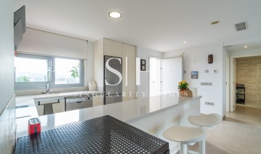 Resale - Bungalow - Vista Bella Golf Resort - Inland