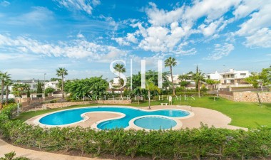 Resale - Bungalow - Vista Bella Golf Resort - Inland