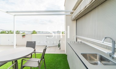 Resale - Bungalow - Vista Bella Golf Resort - Inland