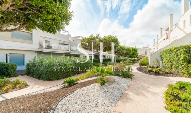 Resale - Bungalow - Vista Bella Golf Resort - Inland