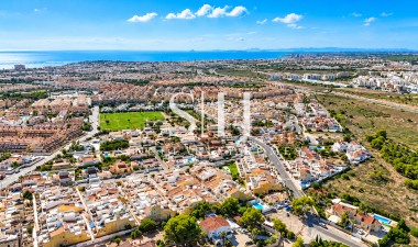 Resale - House - Orihuela Costa
