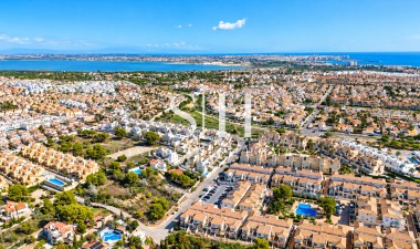Resale - House - Orihuela Costa