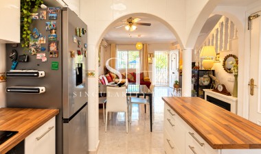 Resale - House - Orihuela Costa