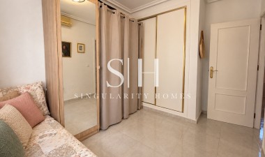Resale - House - Orihuela Costa