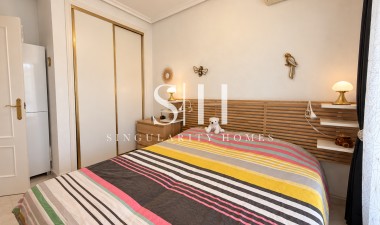 Resale - House - Orihuela Costa