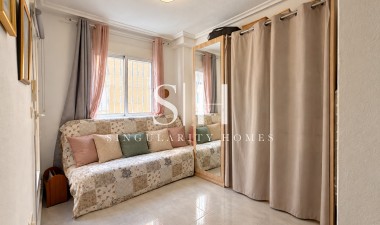 Resale - House - Orihuela Costa