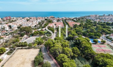Resale - House - Mil Palmeras - Costa Blanca