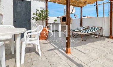 Resale - Bungalow - Torrevieja - La Siesta - El Salado -  Torreta