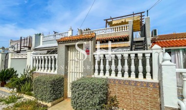 Resale - Bungalow - Torrevieja - La Siesta - El Salado -  Torreta
