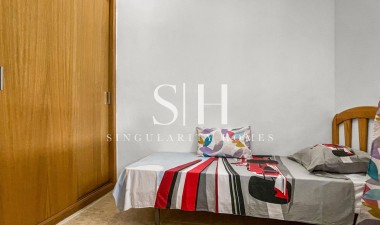 Resale - Bungalow - Torrevieja - La Siesta - El Salado -  Torreta