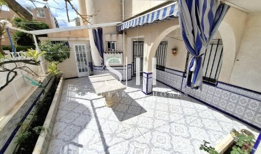 Odsprzedaż - Dom - Torrevieja - Carrefour