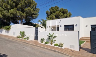 Odsprzedaż - Villa - Torrevieja - Los Balcones - Los Altos del Edén
