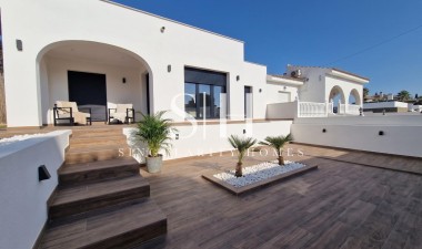 Odsprzedaż - Villa - Torrevieja - Los Balcones - Los Altos del Edén