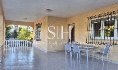 Odsprzedaż - Villa - Torrevieja - Los Balcones - Los Altos del Edén