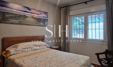 Odsprzedaż - Villa - Torrevieja - Los Balcones - Los Altos del Edén
