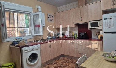 Odsprzedaż - Villa - Torrevieja - Los Balcones - Los Altos del Edén