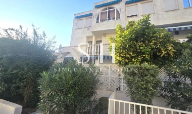 Odsprzedaż - Dom - Torrevieja - Habaneras