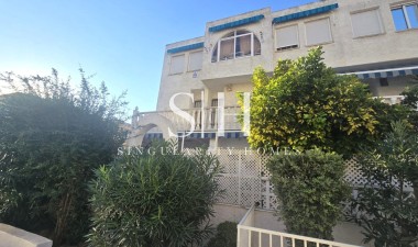 Odsprzedaż - Dom - Torrevieja - Habaneras