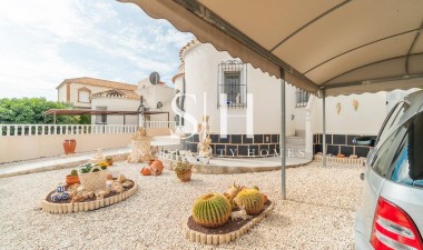 Reventa - Villa - Orihuela Costa - La Florida
