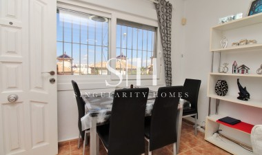 Herverkoop - Villa - Orihuela Costa - Villamartin