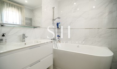 Odsprzedaż - Villa - Torrevieja - Costa Blanca