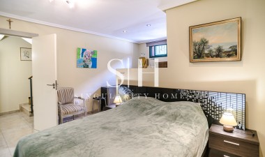 Odsprzedaż - Villa - Torrevieja - Costa Blanca