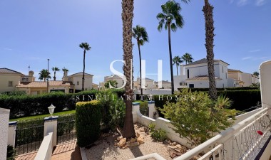 Wiederverkauf - Haus - Orihuela Costa - Villamartin