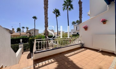 Resale - House - Orihuela Costa - Villamartin
